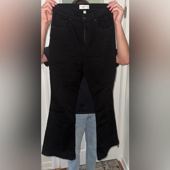 Abercrombie & Fitch Curve Love Ultra High Rise Stretch Flare Jean Size 29 - Picture 3 of 3